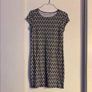New York & Company XS Short Sleeve Cotton Dress